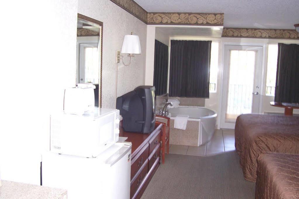 Country Inn & Suites By Radisson, Pigeon Forge South, Tn Bagian luar foto